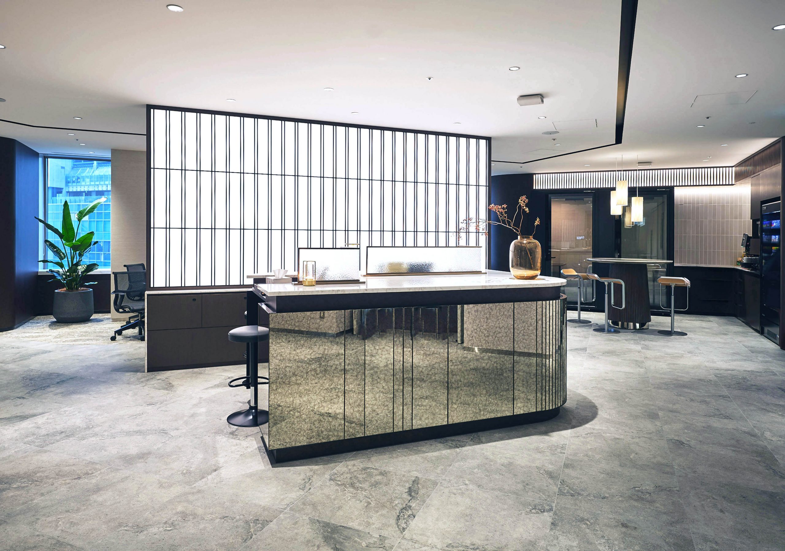 The Executive Centre　セルリアンタワー