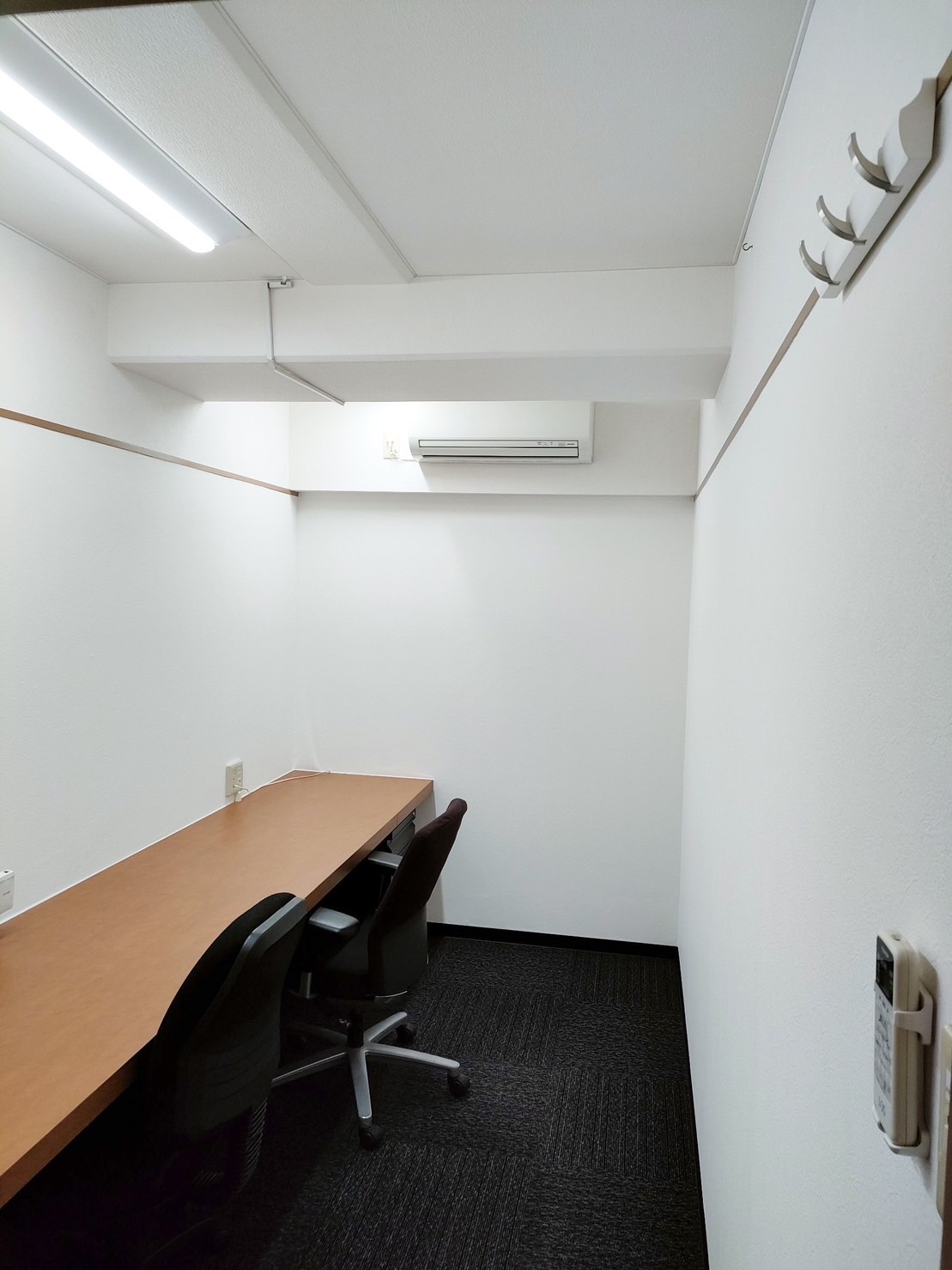 渋谷オフィス:(例)2~3名部屋